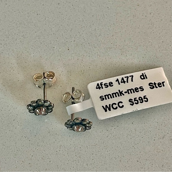 One of a kinds Rose cut Diamond flower Earrings. - Picture 7 of 7